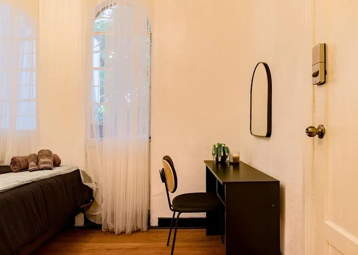 Huge For 23, Rare Indoor Garden Near Hotspots *