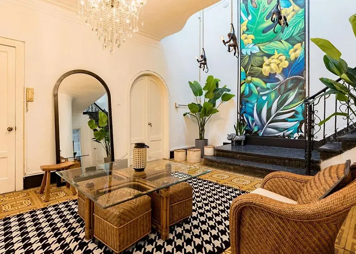 Huge For 23, Rare Indoor Garden Near Hotspots *